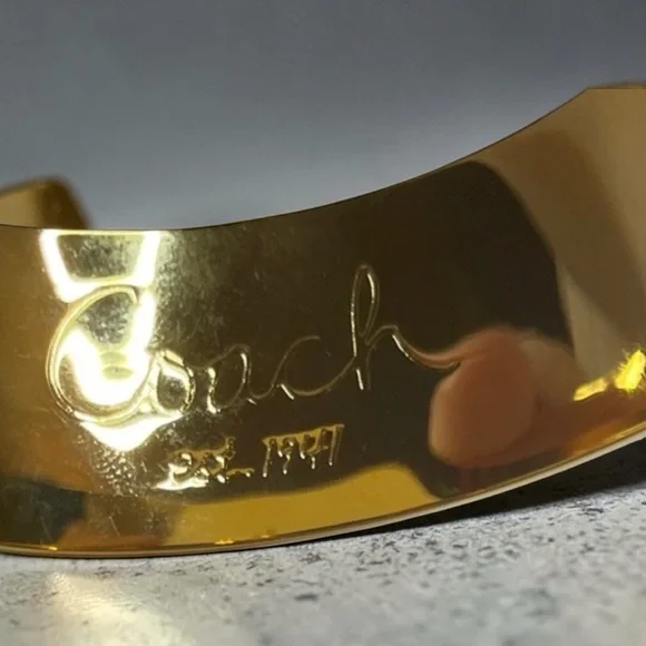 Coach Legacy gold tone bangle bracelet NWOT - Picture 5 of 15